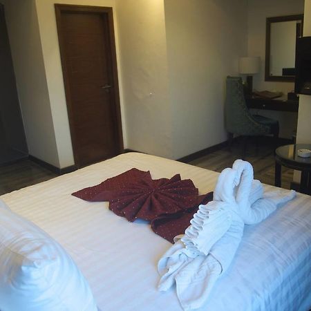 Savoey Hotel لاهور المظهر الخارجي الصورة