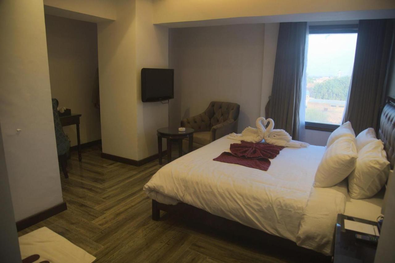 Savoey Hotel لاهور المظهر الخارجي الصورة
