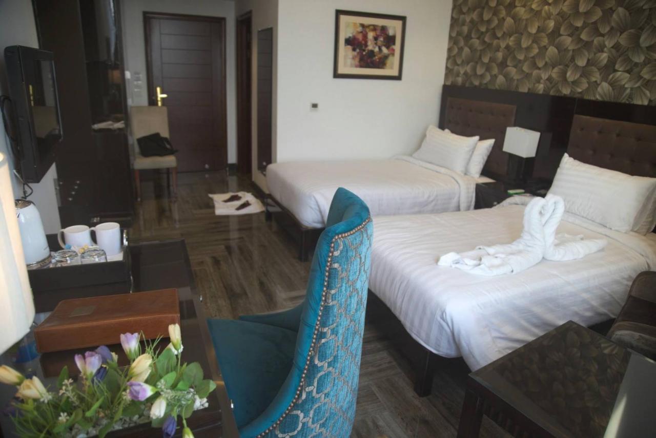 Savoey Hotel لاهور المظهر الخارجي الصورة