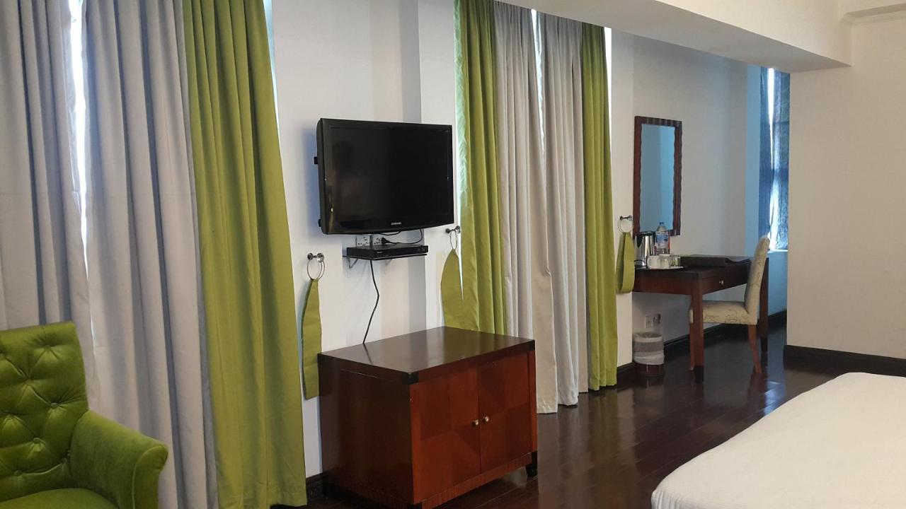 Savoey Hotel لاهور المظهر الخارجي الصورة