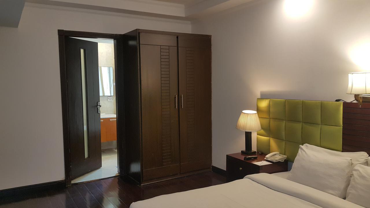 Savoey Hotel لاهور المظهر الخارجي الصورة